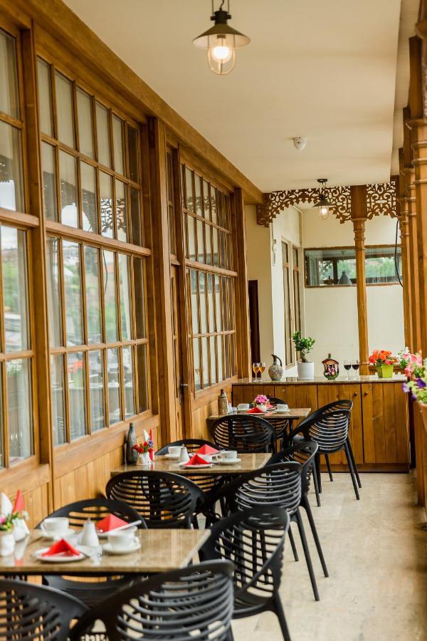 Rasta Maidan Hotel 第比利斯 外观 照片